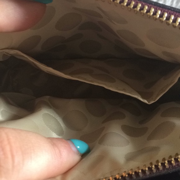 Mini Kate Spade ♠️ purse - Picture 2 of 3